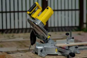 double bevel miter saw
